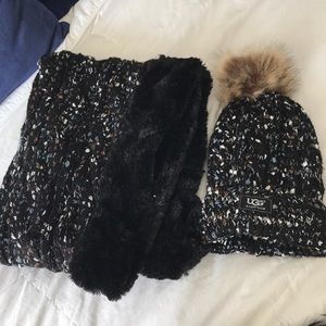 Ugg Australia Matching Hat & Infinity Scarf